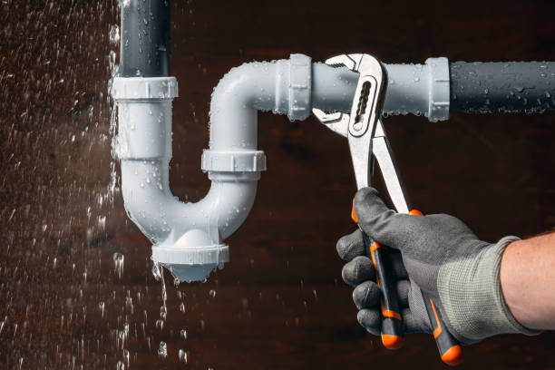 Professional Leak Detection technician working in Corrigan, TX